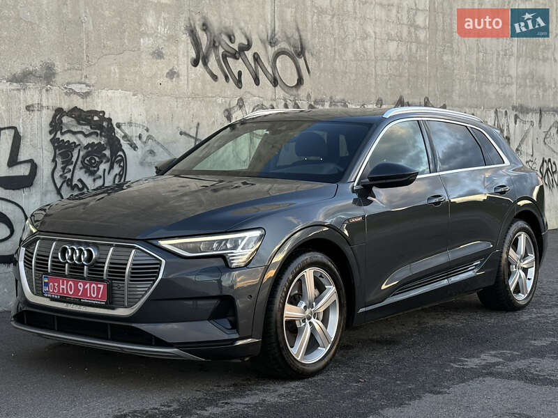 Позашляховик / Кросовер Audi e-tron 2020 в Львові фото 12 Позашляховик / Кросовер Audi e-tron 2020 в Львові