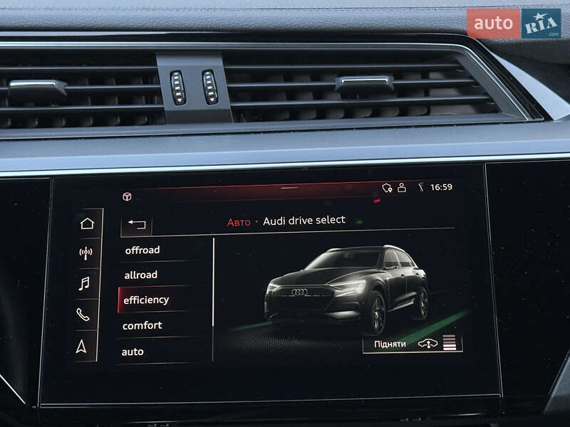 Позашляховик / Кросовер Audi e-tron 2020 в Львові фото 45 Позашляховик / Кросовер Audi e-tron 2020 в Львові