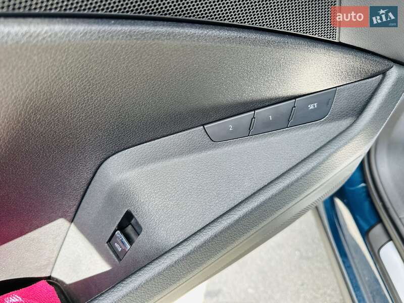 Внедорожник / Кроссовер Audi e-tron 2019 в Тернополе