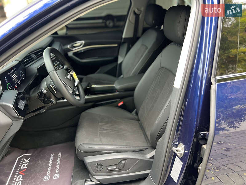 Внедорожник / Кроссовер Audi e-tron 2022 в Днепре