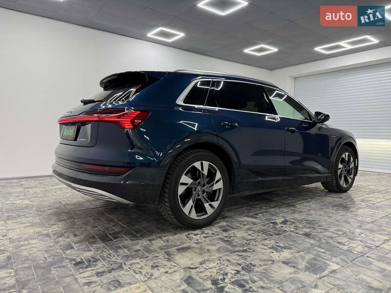 Позашляховик / Кросовер Audi e-tron 2019 в Одесі
