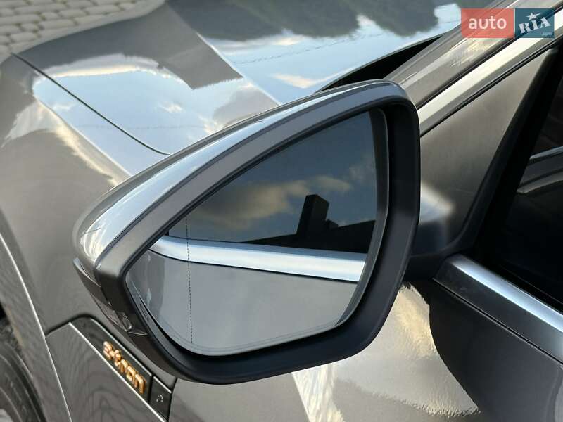 Позашляховик / Кросовер Audi e-tron 2019 в Рівному