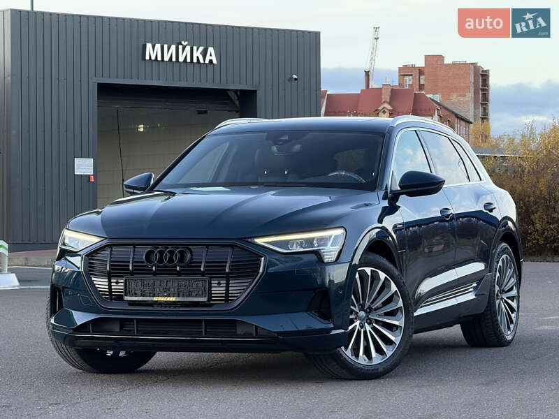 Позашляховик / Кросовер Audi e-tron 2020 в Львові фото 14 Позашляховик / Кросовер Audi e-tron 2020 в Львові
