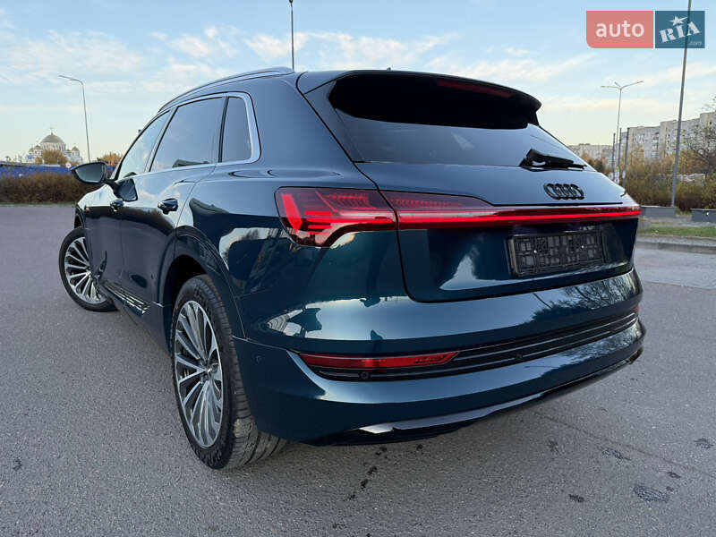 Позашляховик / Кросовер Audi e-tron 2020 в Львові фото 25 Позашляховик / Кросовер Audi e-tron 2020 в Львові
