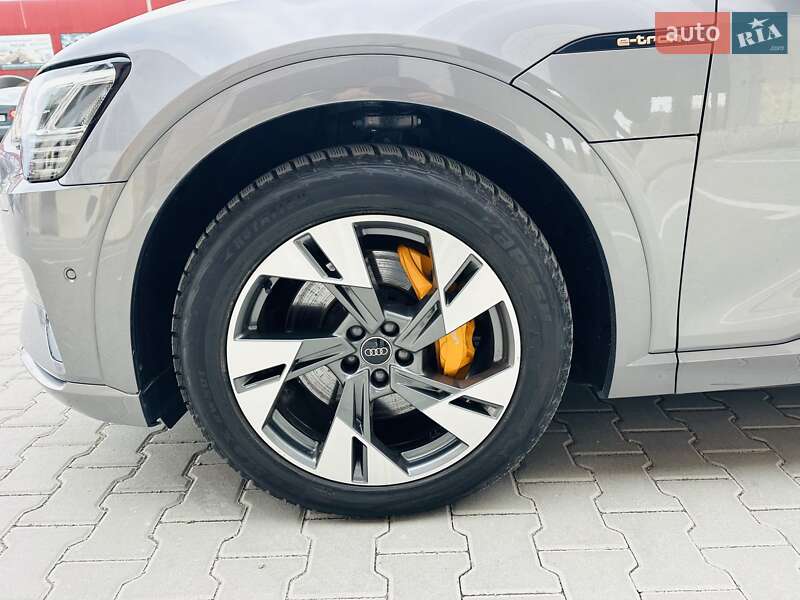 Позашляховик / Кросовер Audi e-tron 2021 в Тернополі фото 22 Позашляховик / Кросовер Audi e-tron 2021 в Тернополі