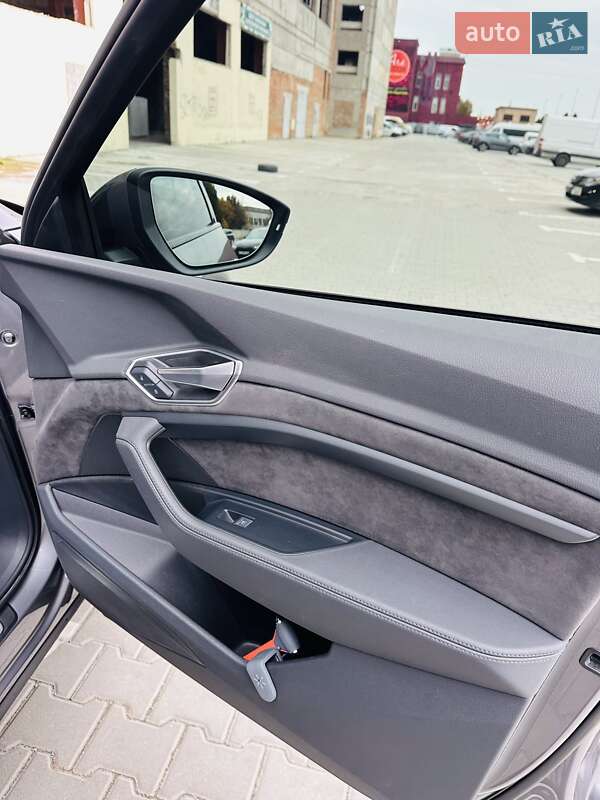 Позашляховик / Кросовер Audi e-tron 2021 в Тернополі фото 50 Позашляховик / Кросовер Audi e-tron 2021 в Тернополі