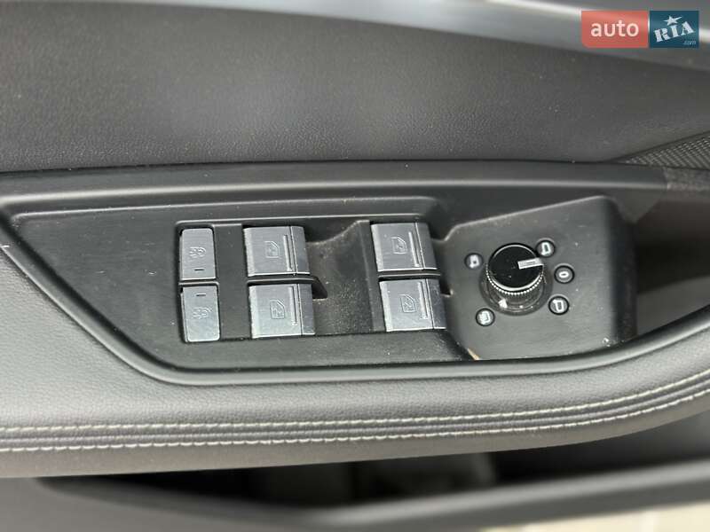 Позашляховик / Кросовер Audi e-tron 2019 в Львові