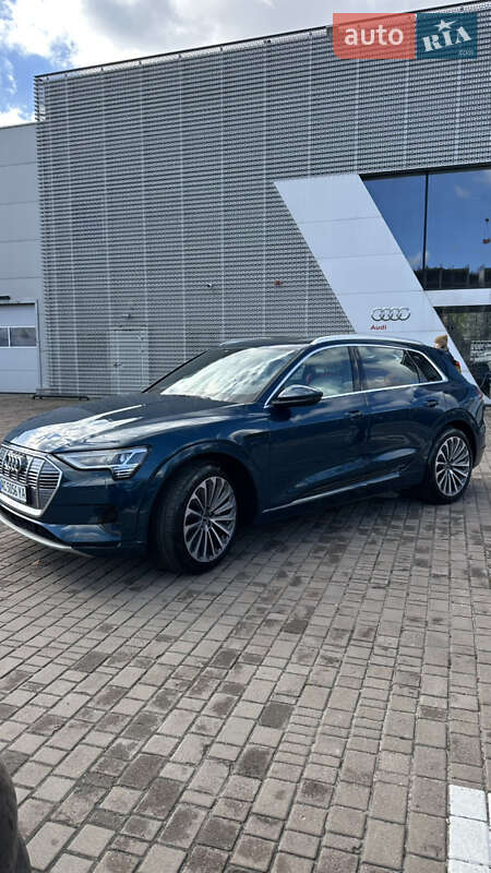 Позашляховик / Кросовер Audi e-tron 2020 в Володимирі фото 13 Позашляховик / Кросовер Audi e-tron 2020 в Володимирі