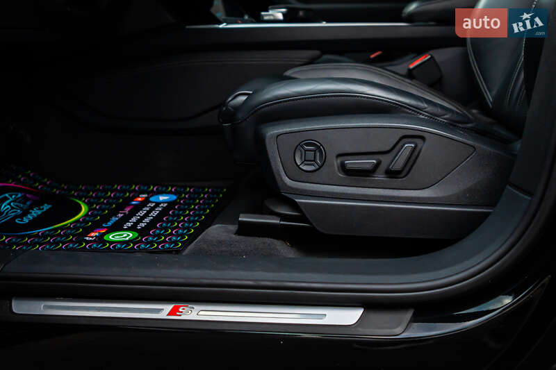 Позашляховик / Кросовер Audi e-tron 2019 в Луцьку