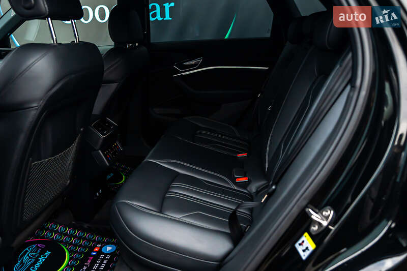 Позашляховик / Кросовер Audi e-tron 2019 в Луцьку