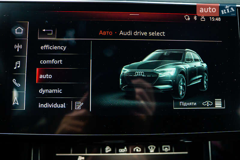 Позашляховик / Кросовер Audi e-tron 2019 в Луцьку