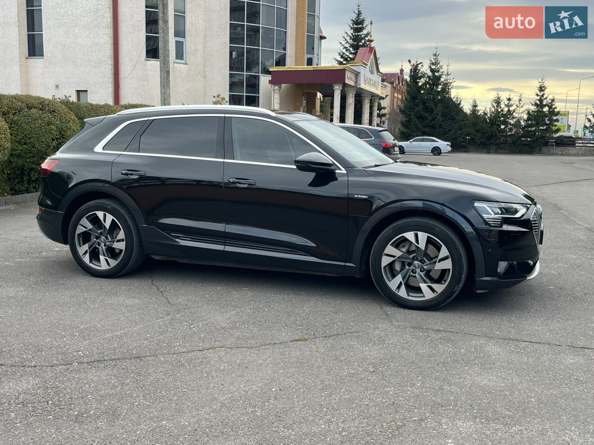 2018 Audi e-tron - мініатюра 15