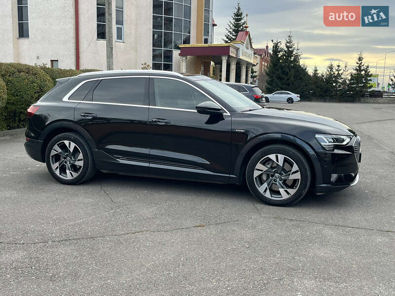 Позашляховик / Кросовер Audi e-tron 2018 в Тернополі фото 15 Позашляховик / Кросовер Audi e-tron 2018 в Тернополі