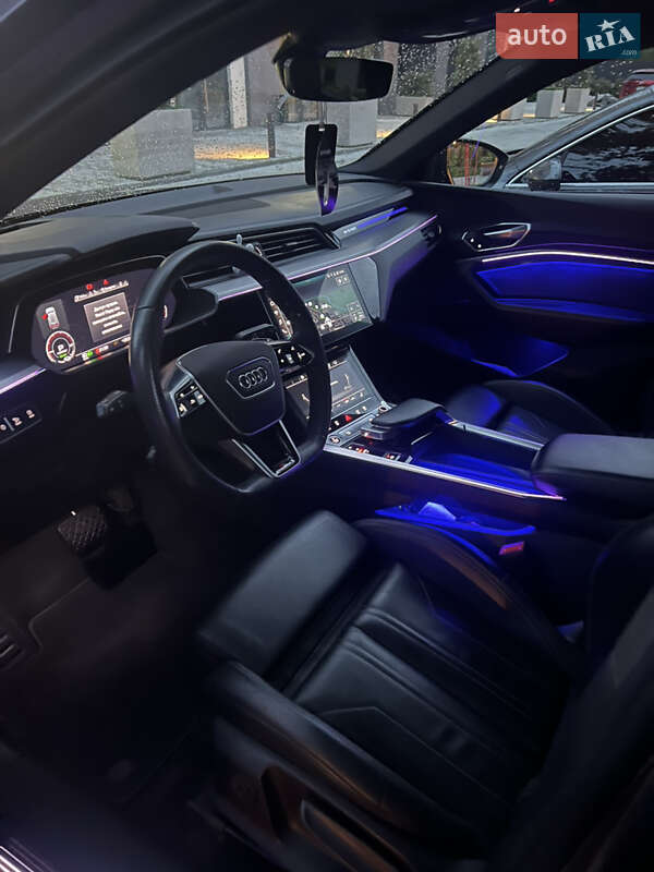 Внедорожник / Кроссовер Audi e-tron 2021 в Ужгороде фото 10 Внедорожник / Кроссовер Audi e-tron 2021 в Ужгороде