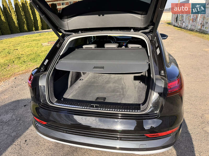 Внедорожник / Кроссовер Audi e-tron 2023 в Хмельницком фото 33 Внедорожник / Кроссовер Audi e-tron 2023 в Хмельницком