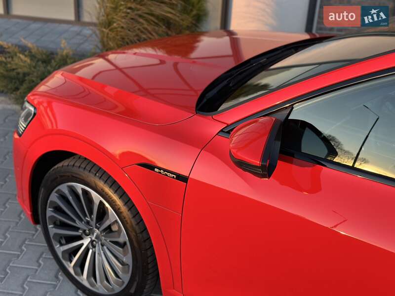 Позашляховик / Кросовер Audi e-tron 2019 в Тернополі фото 13 Позашляховик / Кросовер Audi e-tron 2019 в Тернополі