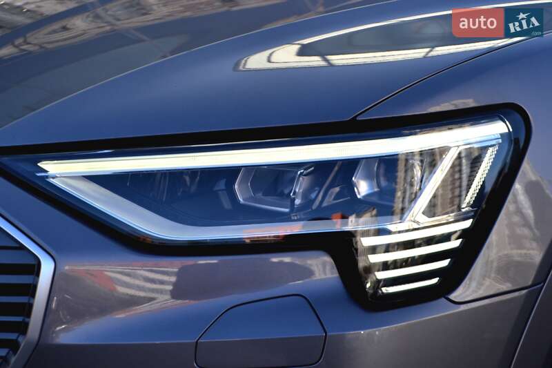 Позашляховик / Кросовер Audi e-tron 2020 в Хмельницькому фото 92 Позашляховик / Кросовер Audi e-tron 2020 в Хмельницькому