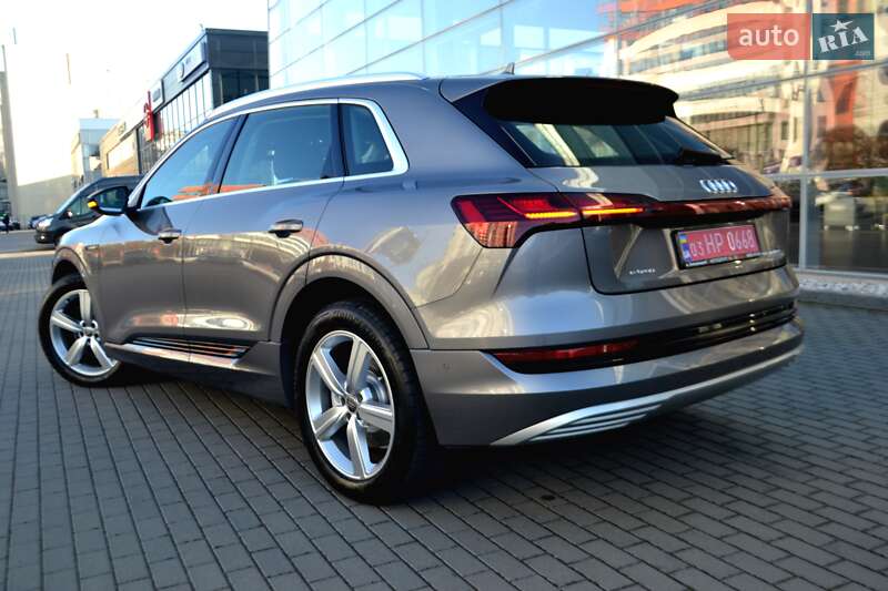 Позашляховик / Кросовер Audi e-tron 2020 в Хмельницькому фото 99 Позашляховик / Кросовер Audi e-tron 2020 в Хмельницькому