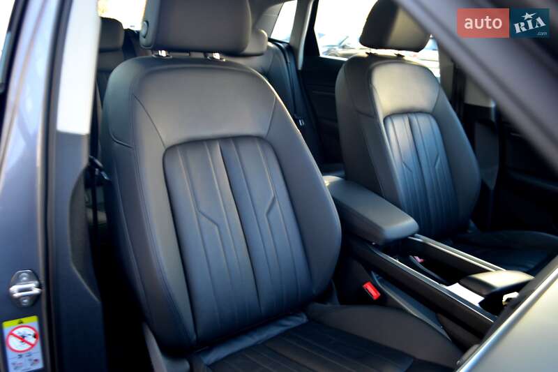 Позашляховик / Кросовер Audi e-tron 2020 в Хмельницькому фото 178 Позашляховик / Кросовер Audi e-tron 2020 в Хмельницькому