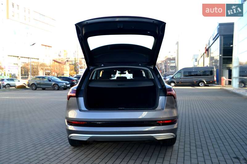 Позашляховик / Кросовер Audi e-tron 2020 в Хмельницькому фото 203 Позашляховик / Кросовер Audi e-tron 2020 в Хмельницькому