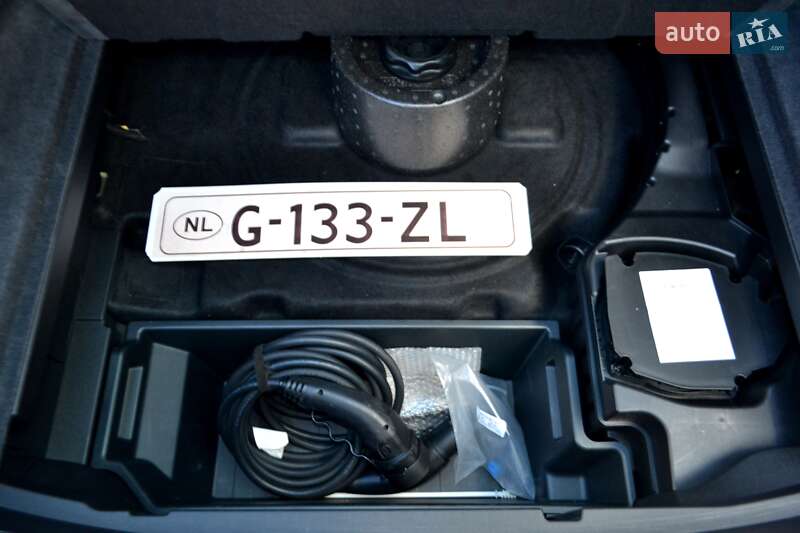 Позашляховик / Кросовер Audi e-tron 2020 в Хмельницькому фото 214 Позашляховик / Кросовер Audi e-tron 2020 в Хмельницькому