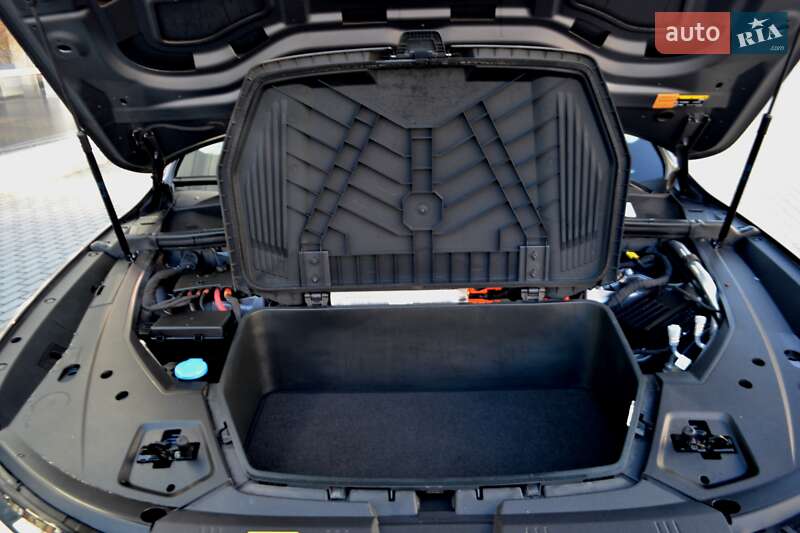 Позашляховик / Кросовер Audi e-tron 2020 в Хмельницькому фото 226 Позашляховик / Кросовер Audi e-tron 2020 в Хмельницькому