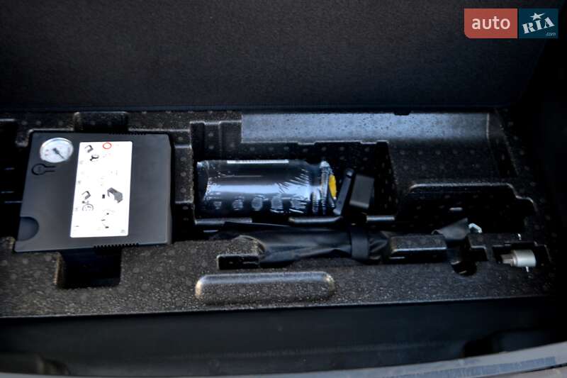 Позашляховик / Кросовер Audi e-tron 2020 в Хмельницькому фото 228 Позашляховик / Кросовер Audi e-tron 2020 в Хмельницькому