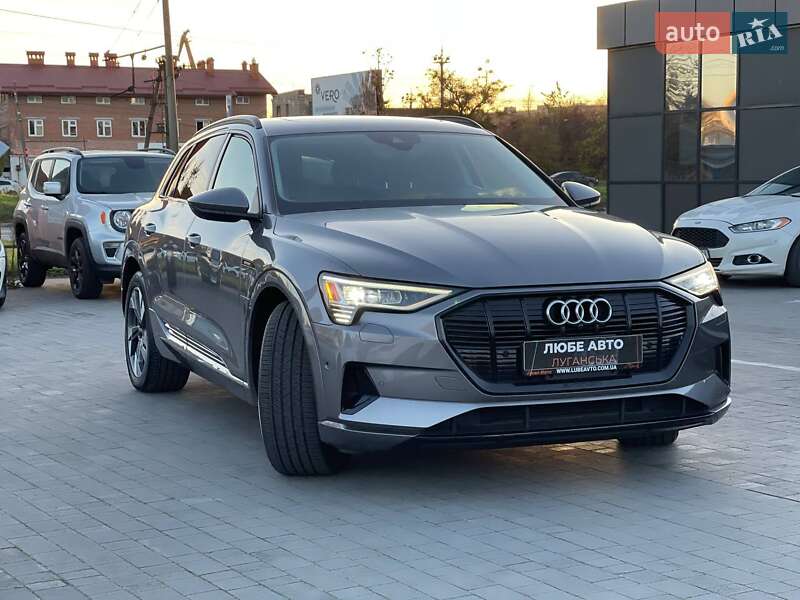 Позашляховик / Кросовер Audi e-tron 2020 в Львові