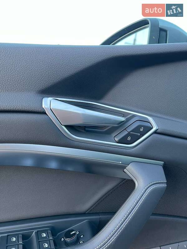 Позашляховик / Кросовер Audi e-tron 2020 в Львові