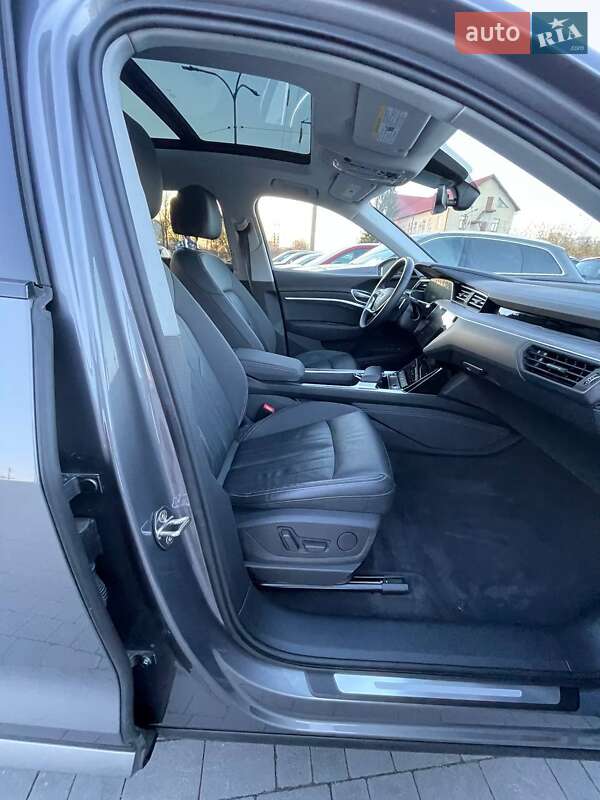 Позашляховик / Кросовер Audi e-tron 2020 в Львові