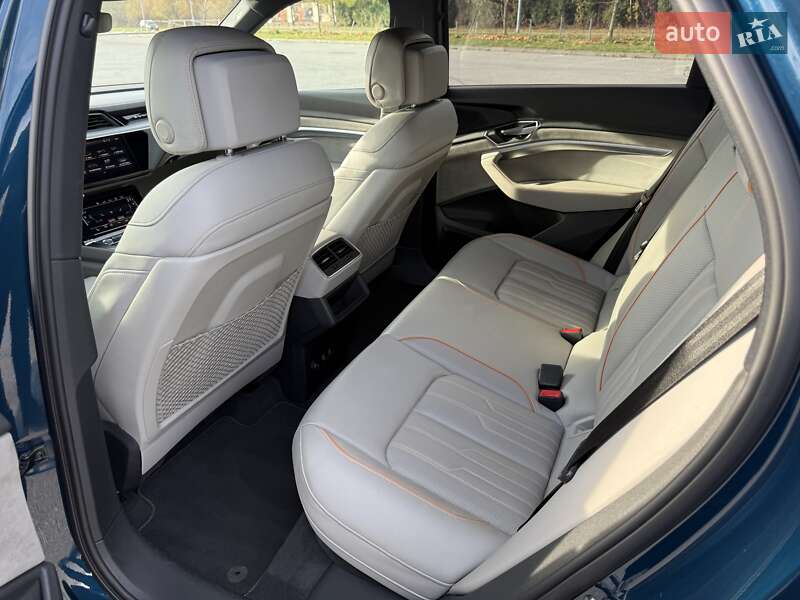 Внедорожник / Кроссовер Audi e-tron 2019 в Львове фото 29 Внедорожник / Кроссовер Audi e-tron 2019 в Львове