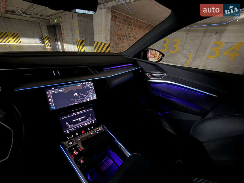 Позашляховик / Кросовер Audi e-tron 2021 в Львові фото 51 Позашляховик / Кросовер Audi e-tron 2021 в Львові