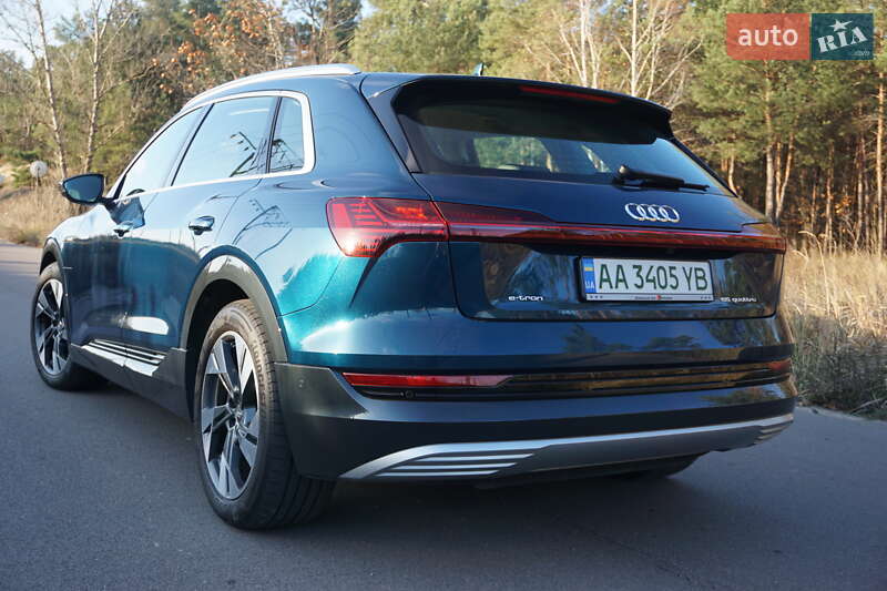 Позашляховик / Кросовер Audi e-tron 2020 в Києві