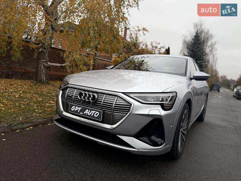 Внедорожник / Кроссовер Audi e-tron 2021 в Киеве