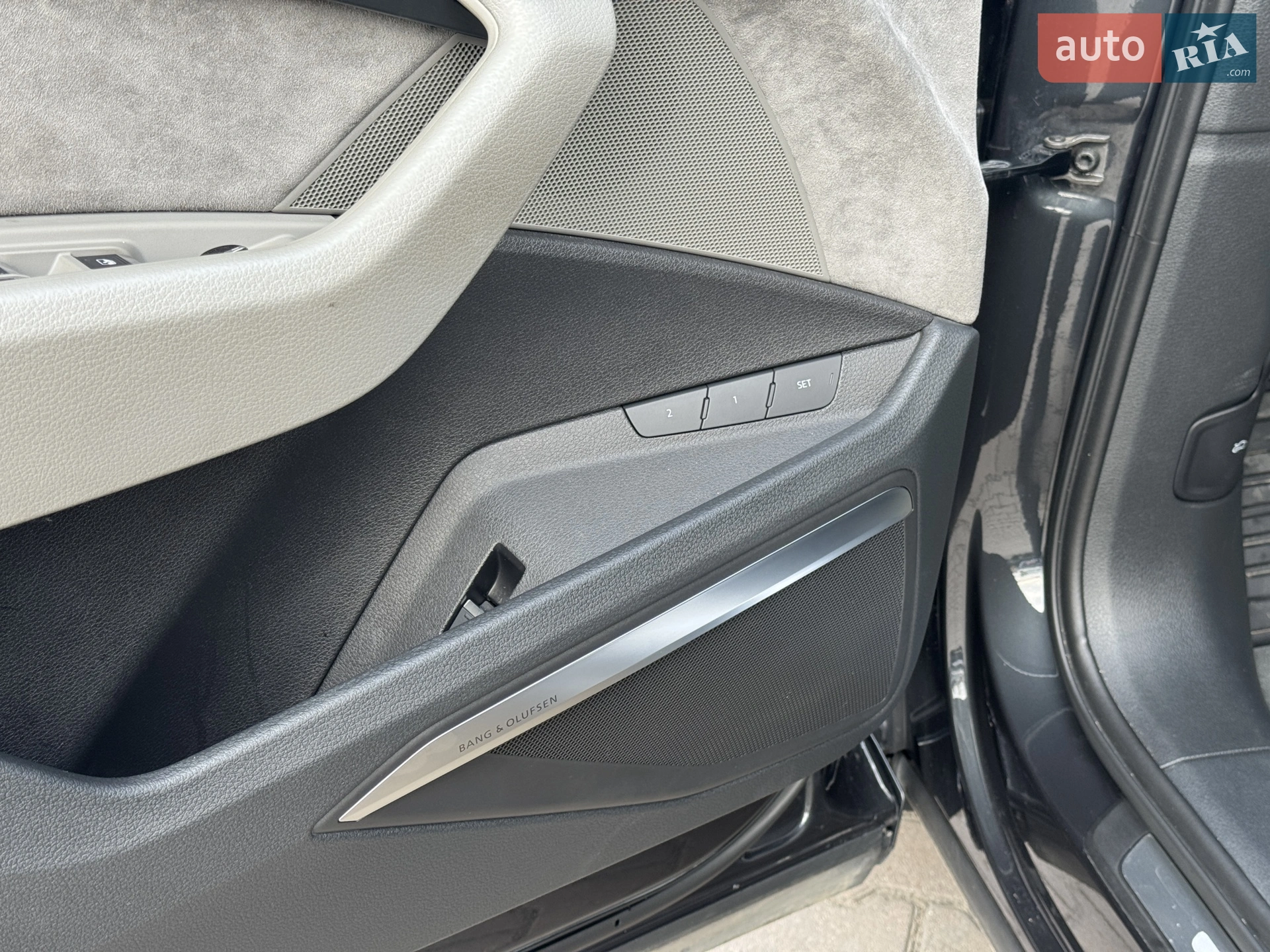 2020 Audi e-tron - мініатюра 16