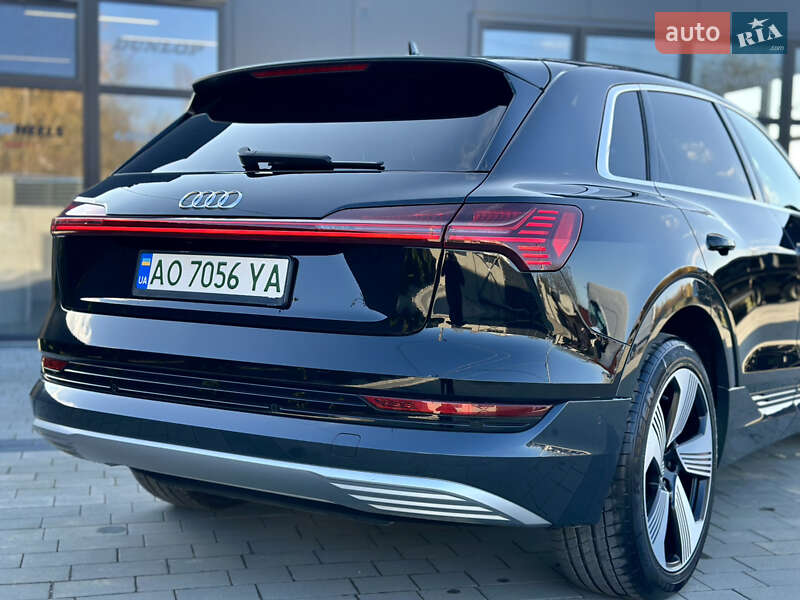 Внедорожник / Кроссовер Audi e-tron 2021 в Ужгороде