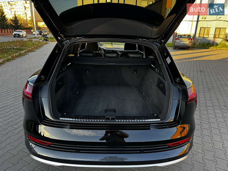 Внедорожник / Кроссовер Audi e-tron 2023 в Хмельницком фото 38 Внедорожник / Кроссовер Audi e-tron 2023 в Хмельницком