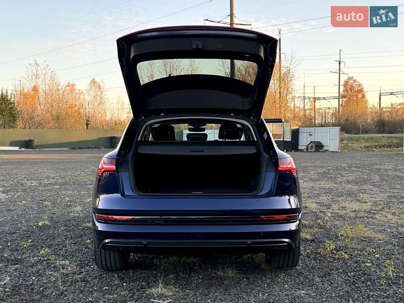 Внедорожник / Кроссовер Audi e-tron 2022 в Ковеле