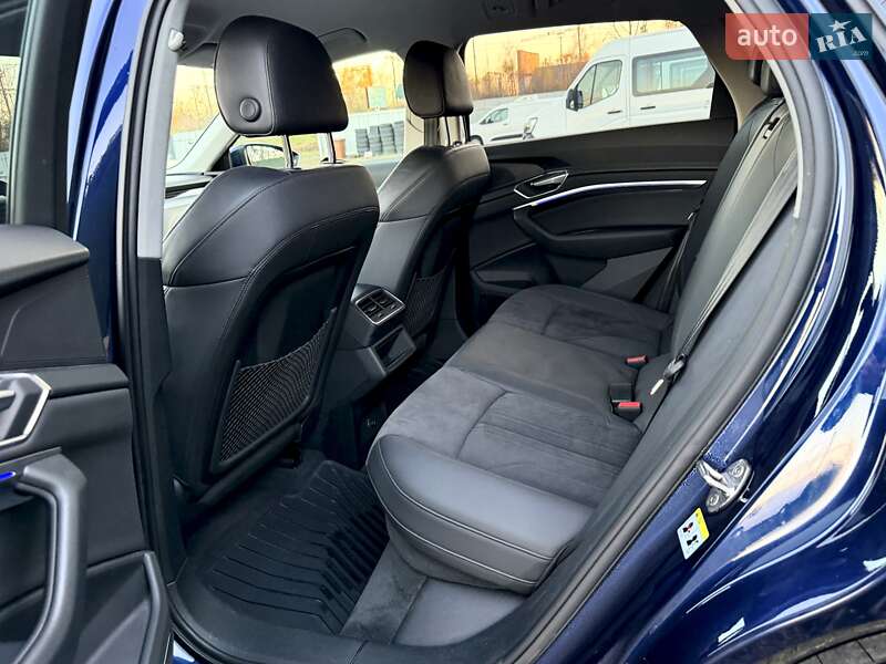 Внедорожник / Кроссовер Audi e-tron 2022 в Ковеле