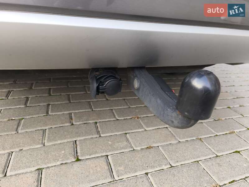 Внедорожник / Кроссовер Audi e-tron 2019 в Харькове