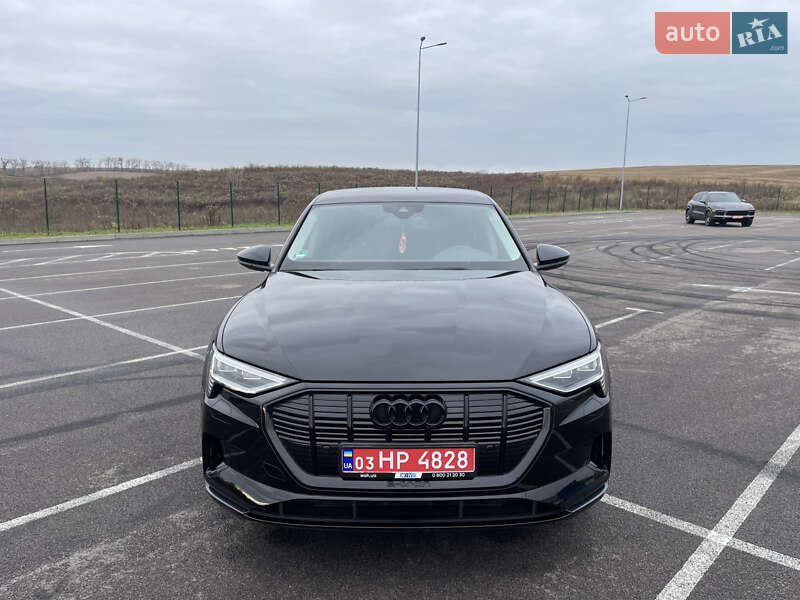 Позашляховик / Кросовер Audi e-tron 2023 в Рівному фото 3 Позашляховик / Кросовер Audi e-tron 2023 в Рівному
