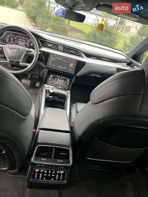 Внедорожник / Кроссовер Audi e-tron 2021 в Тернополе фото 18 Внедорожник / Кроссовер Audi e-tron 2021 в Тернополе