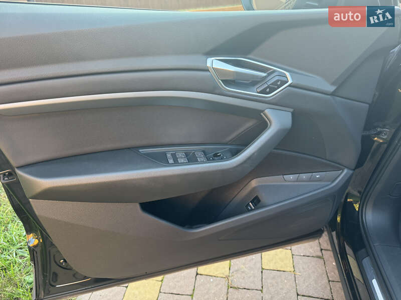 Позашляховик / Кросовер Audi e-tron 2022 в Мукачевому фото 15 Позашляховик / Кросовер Audi e-tron 2022 в Мукачевому