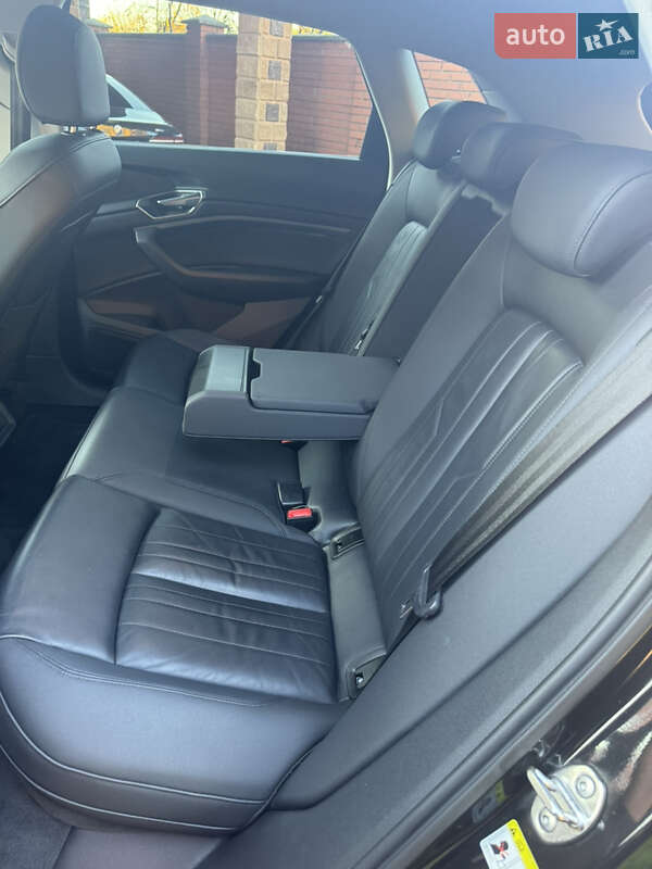 Позашляховик / Кросовер Audi e-tron 2022 в Мукачевому фото 24 Позашляховик / Кросовер Audi e-tron 2022 в Мукачевому