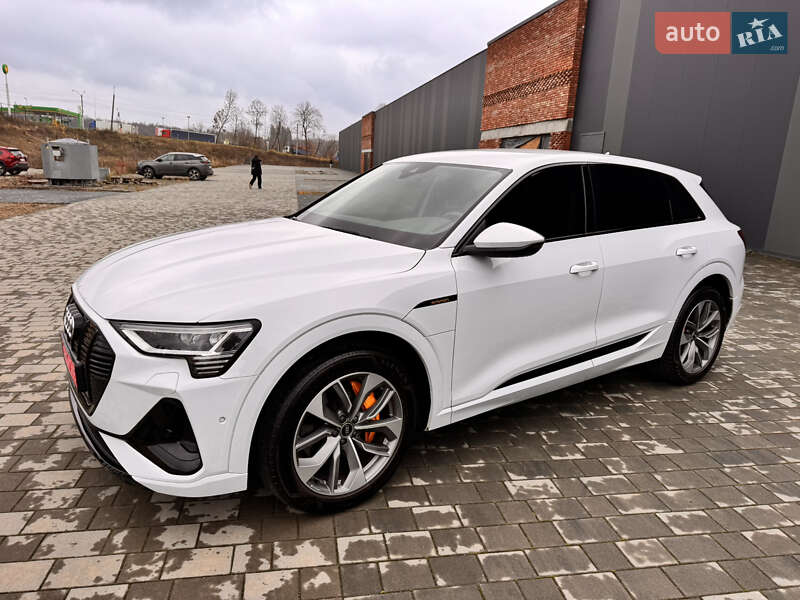 Позашляховик / Кросовер Audi e-tron 2023 в Хмельницькому фото 2 Позашляховик / Кросовер Audi e-tron 2023 в Хмельницькому