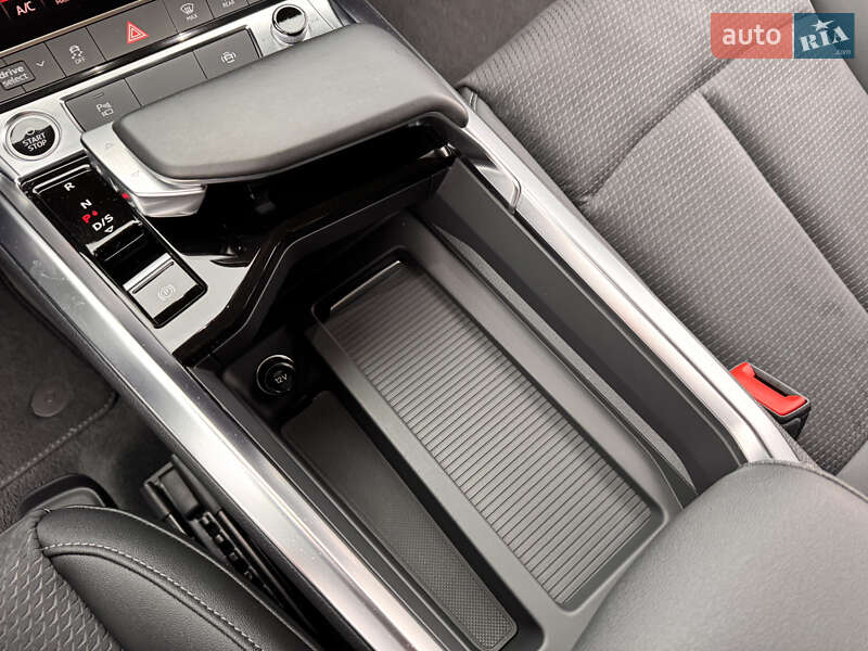 Позашляховик / Кросовер Audi e-tron 2023 в Хмельницькому фото 34 Позашляховик / Кросовер Audi e-tron 2023 в Хмельницькому