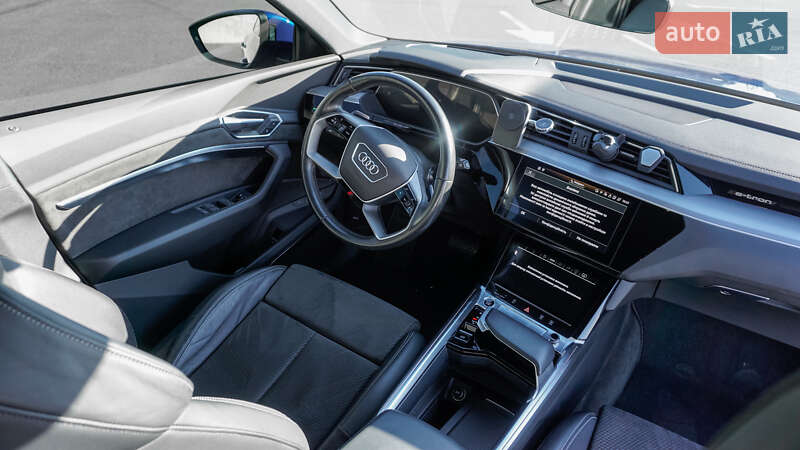 Внедорожник / Кроссовер Audi e-tron 2021 в Львове фото 27 Внедорожник / Кроссовер Audi e-tron 2021 в Львове