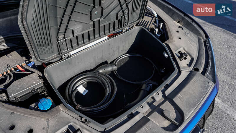 Внедорожник / Кроссовер Audi e-tron 2021 в Львове фото 35 Внедорожник / Кроссовер Audi e-tron 2021 в Львове