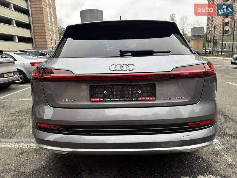 Позашляховик / Кросовер Audi e-tron 2022 в Києві