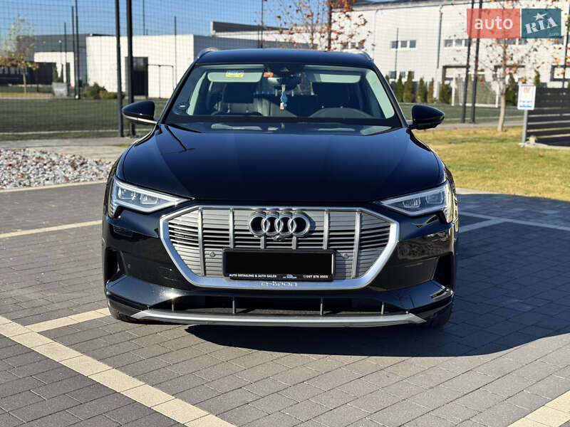 Внедорожник / Кроссовер Audi e-tron 2020 в Мукачево